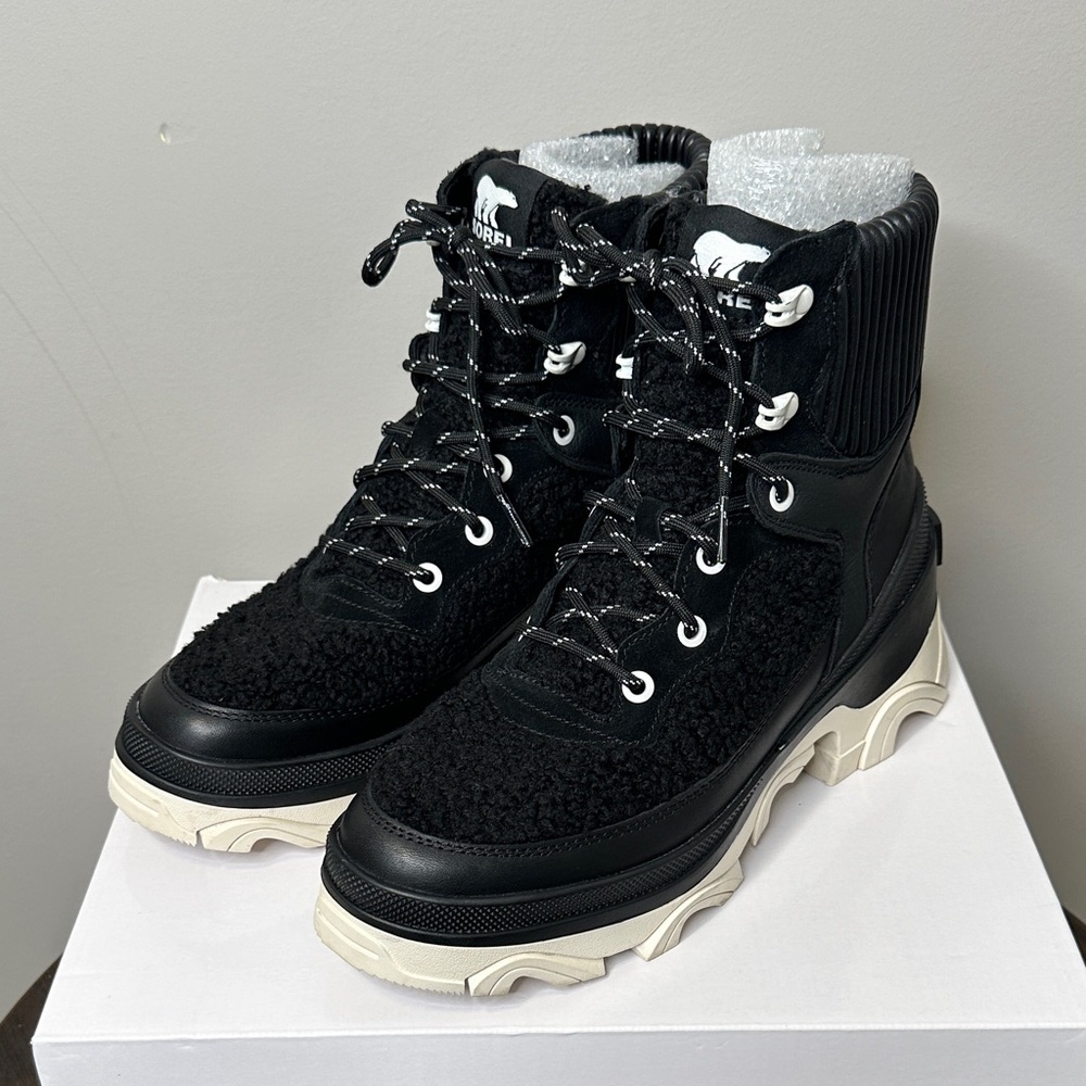 Sorel Brex Black and Cream Winter Boots